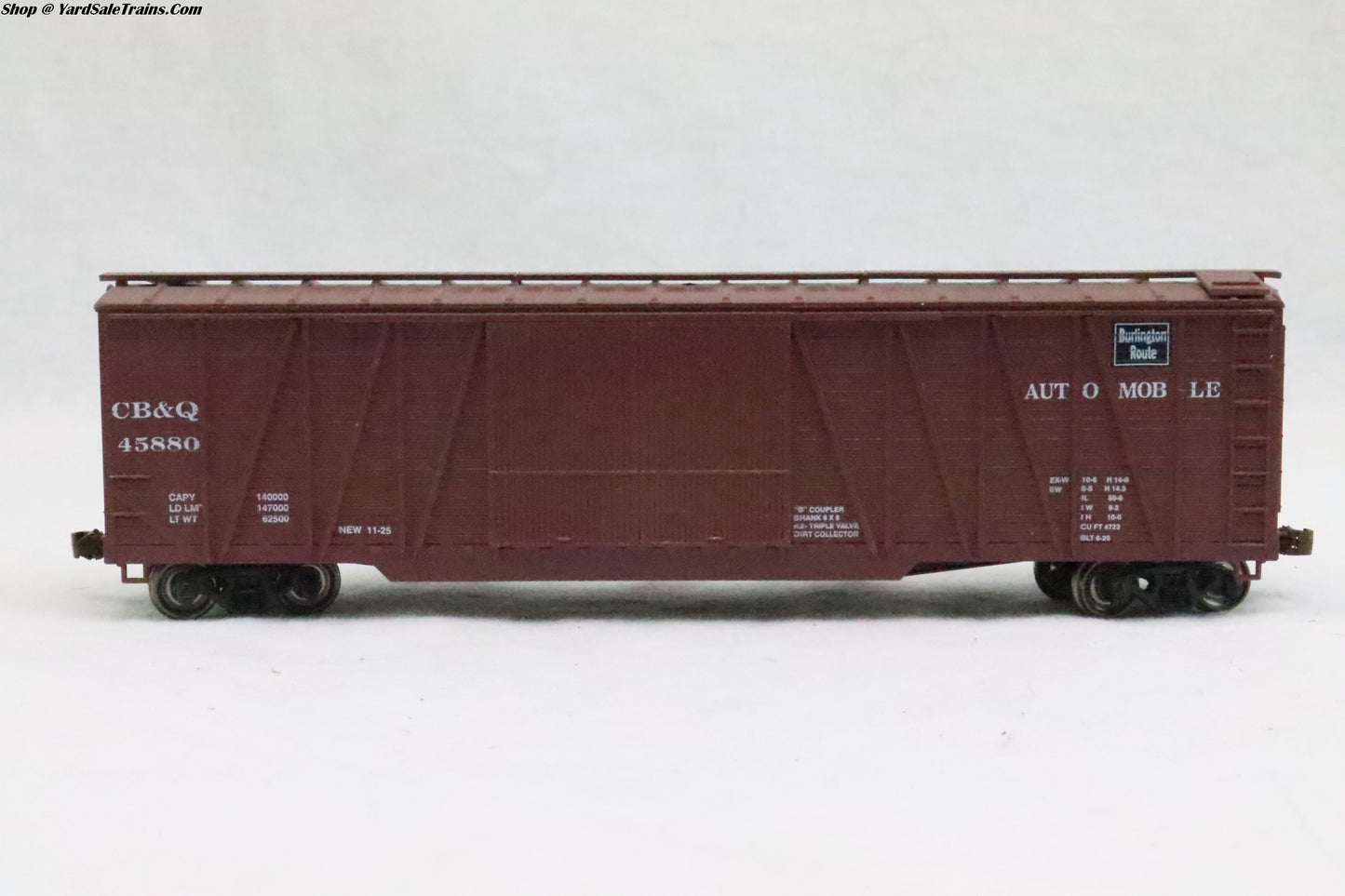 RND-2142 - 50' Ext Brace, Auto End Door Boxcar - Burlington - CB&Q 45880 - Resistor & Metal Wheels - HO Scale - Preowned
