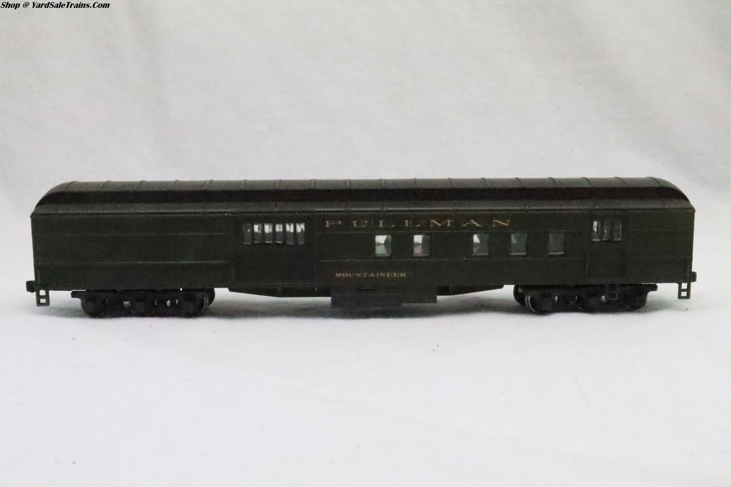 ATH-1840 - Std R.P.O. Kit - Custom Painted Pullman - Mountaineer - Metal Wheels - HO Scale - Preowned