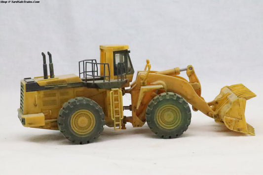 WLT-933-3162 - Heavy Duty Front End Loader - Weathered - HO Scale - Preowned