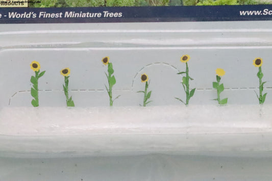 JTT-95523 - Sunflowers, 1" Tall, 16 pack - HO Scale - Preowned - Unopened