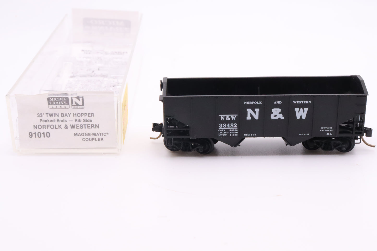MTL-91010 - 33' Twin Bay Hopper, Peaked End, Rib Side - N&W #38482