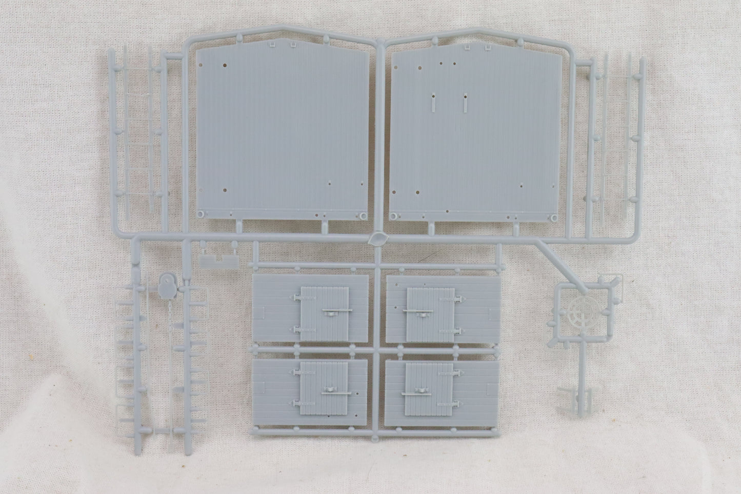 RC-R-30-12-9-Grey - PFE Refrigerator Car Multi-Part Sprue - O Scale