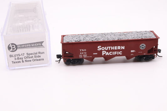 BLU-15-17 - Special Run 3-Bay Offset Side Hopper - TNO-4272