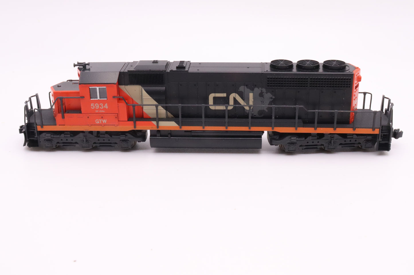 KAT-176-4702 -SD40-2 EARLY - Canadian National - CN #5934