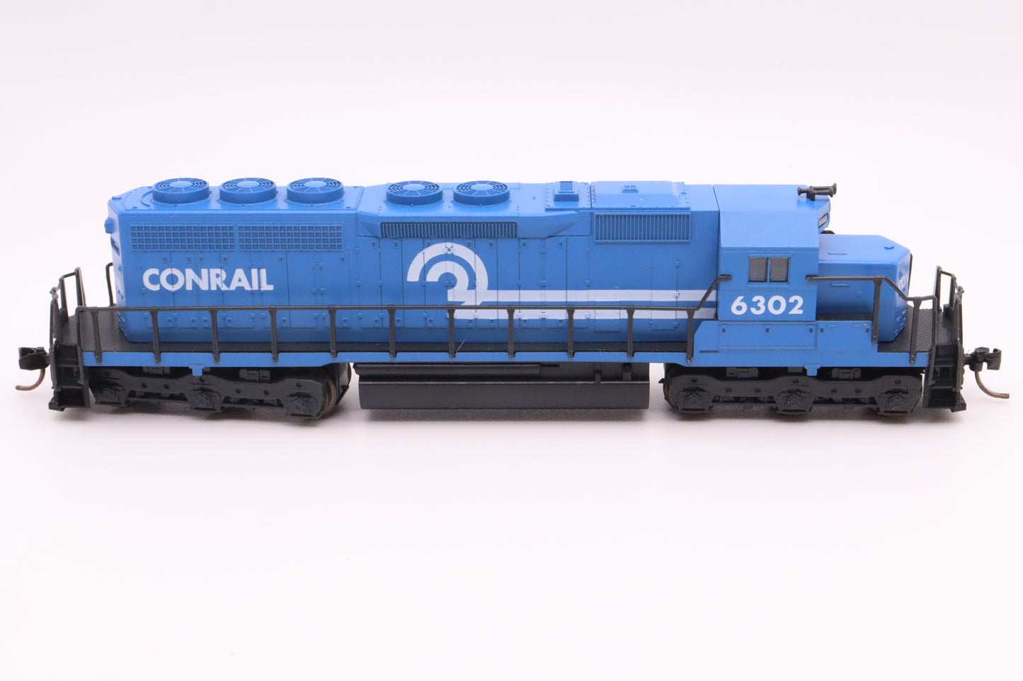 KAT-176-20Q - SD-40 Locomotive - Conrail - CR #6302