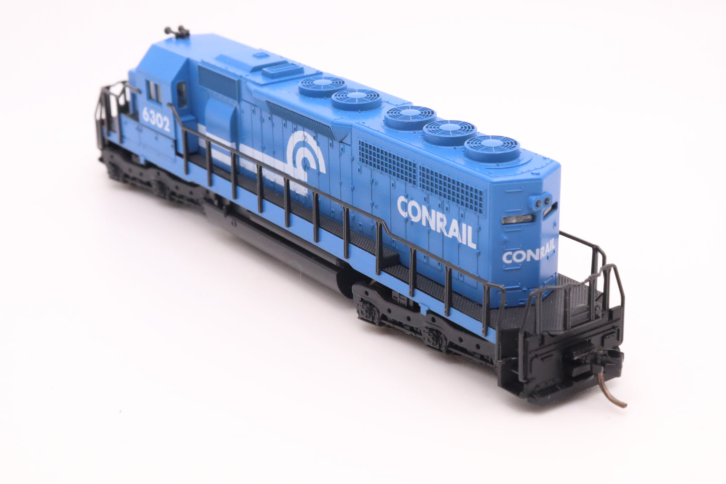 KAT-176-20Q - SD-40 Locomotive - Conrail - CR #6302