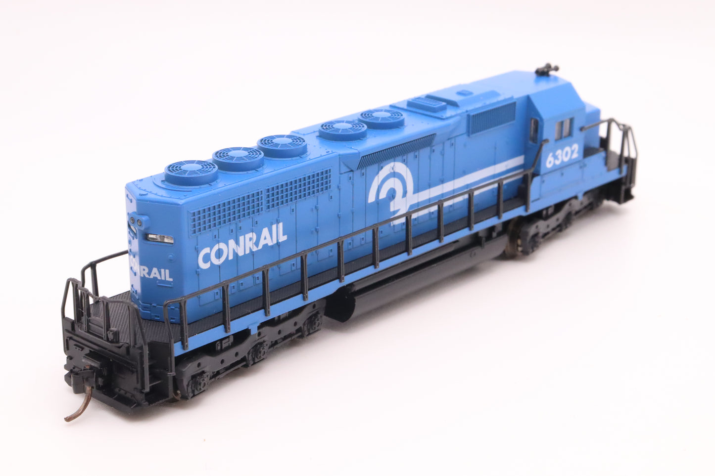 KAT-176-20Q - SD-40 Locomotive - Conrail - CR #6302