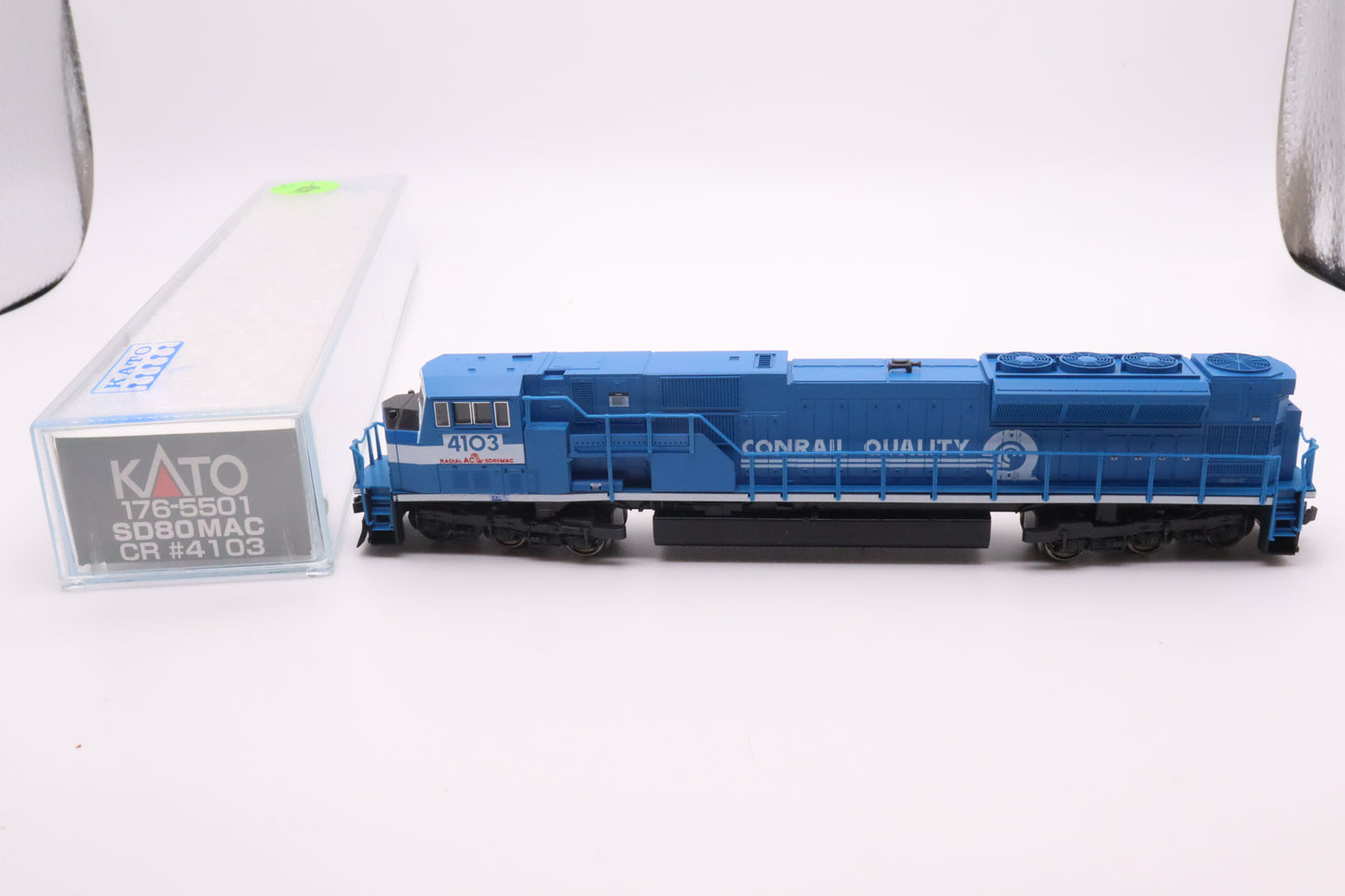 KAT-176-5501 - SD80MAC Locomotive - Conrail - CR #4103