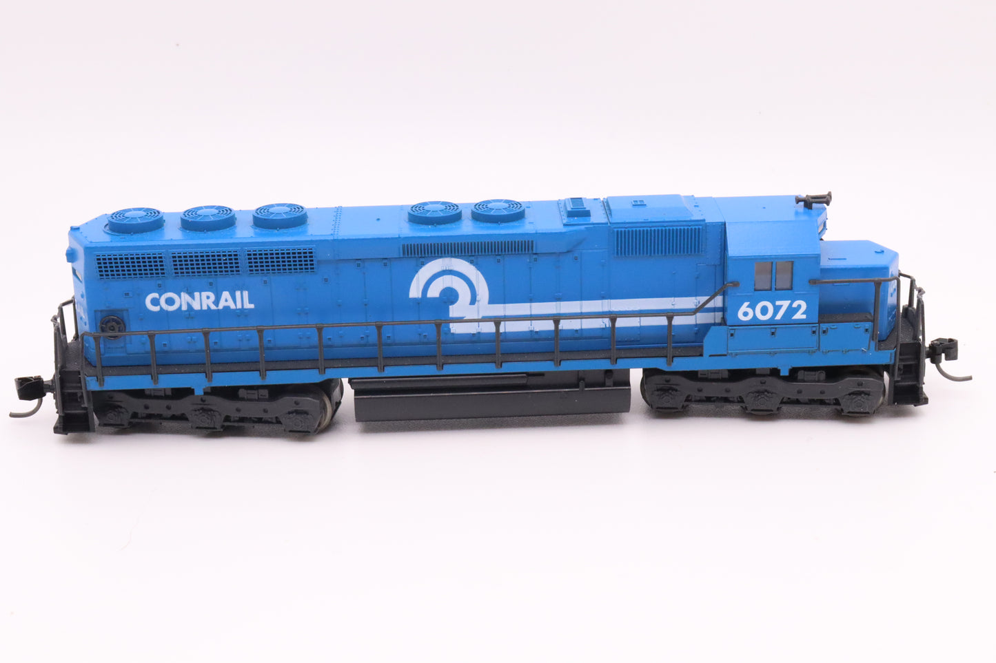 KAT-176-315 - SD-45 Locomotive - Conrail - CR #6072