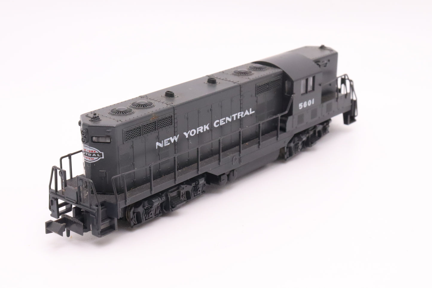 ATL-4307 - GP-7 Locomotive - New York Central - NYC #5601 (Wrong Box)