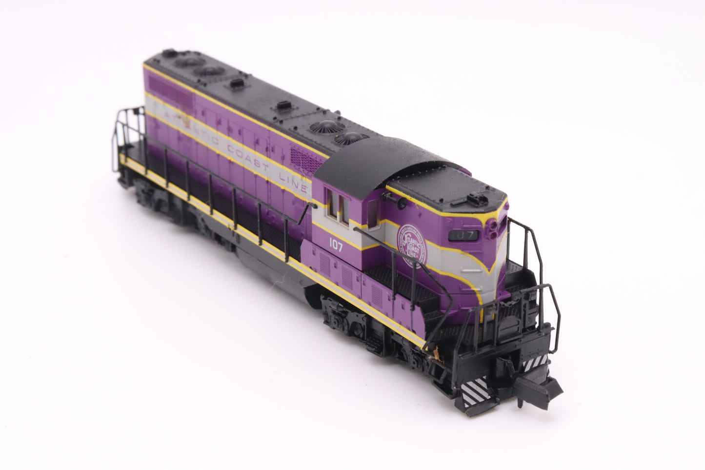 ATL-48002 - GP-7 Locomotive - Atlantic Coast Line - ACL #107