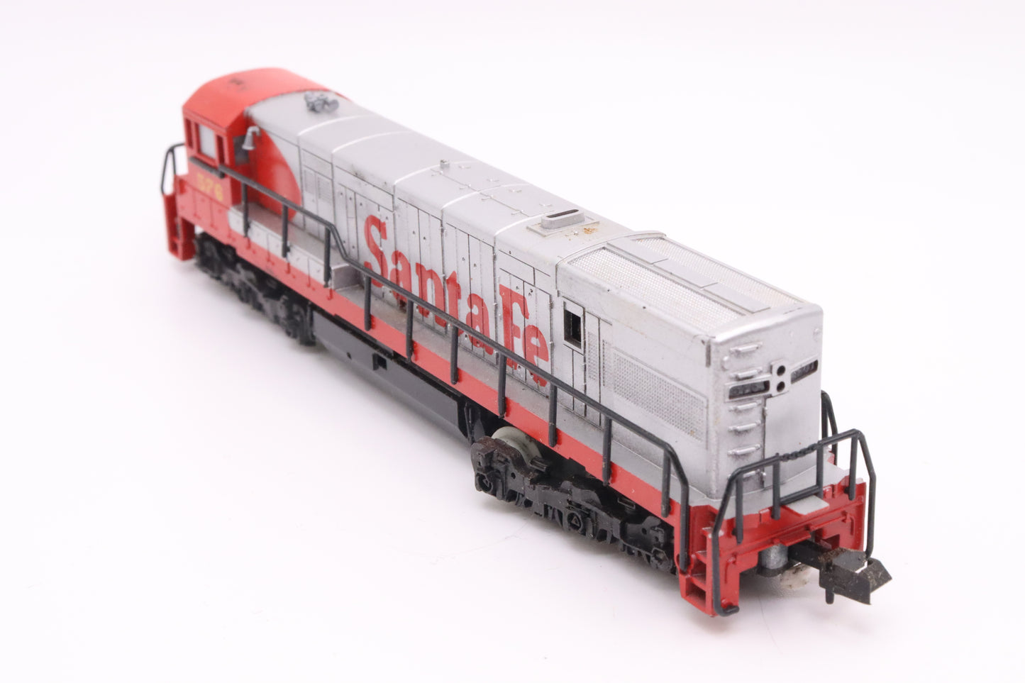 MINITRIX-2006 - U28C - Santa Fe - ATSF-576 - N Scale - Preowned