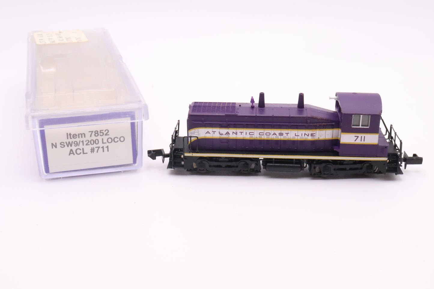 LL-7852 - SW9/1200 Locomotive - Atlantic Coast Line - ACL#711