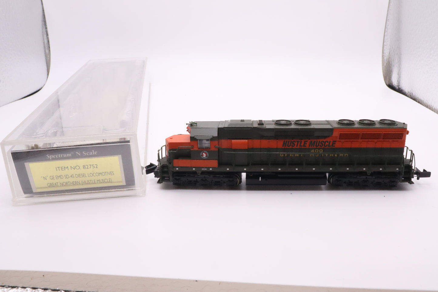 BCH-82752 - SD-45 - Great Northern - "Hustle Muscle" - GN-400