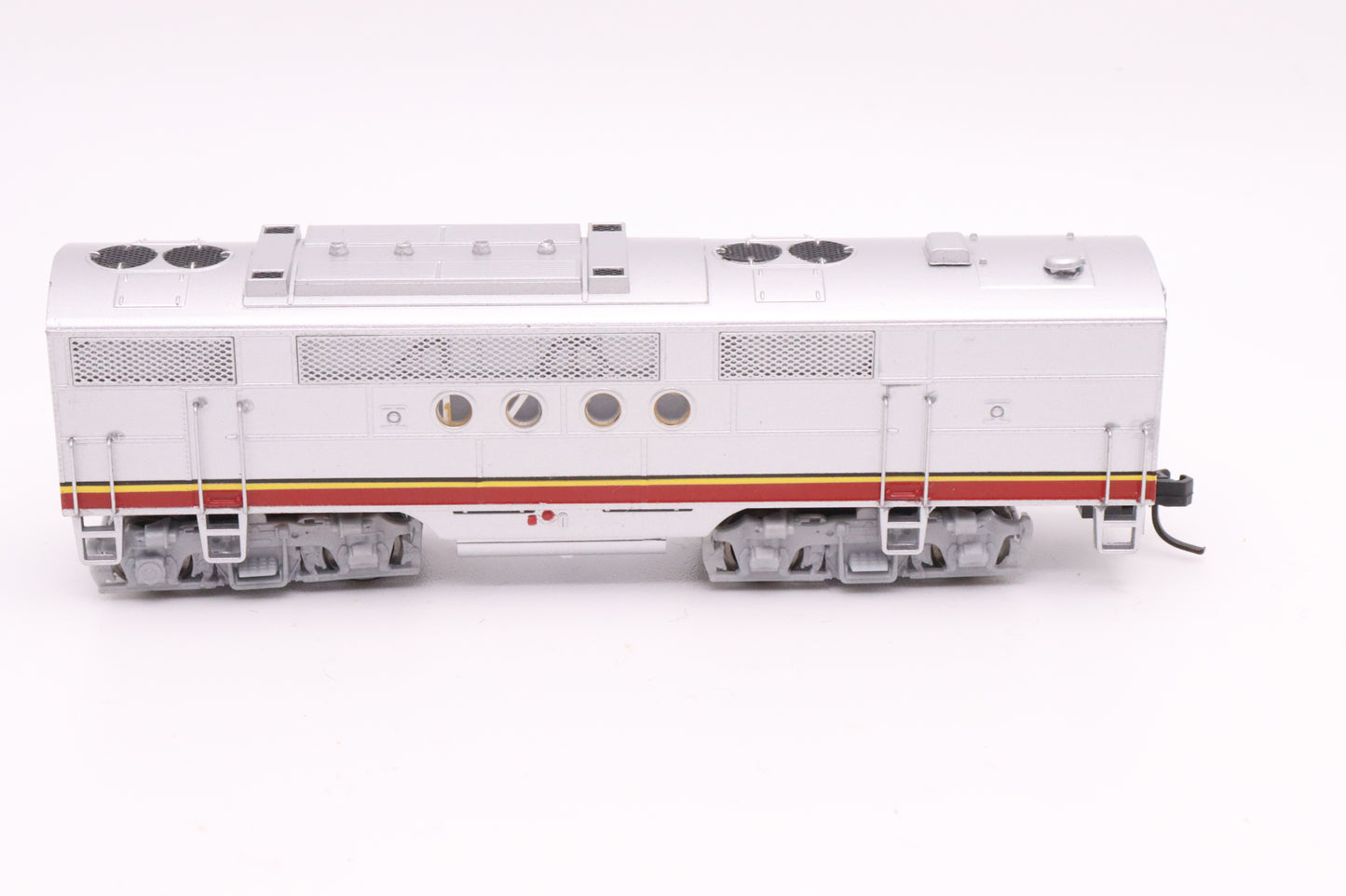 IMR-69003-08 - Santa Fe "Warbonnet" FT A/B Locomotive - Road #165 - N Scale - Preowned