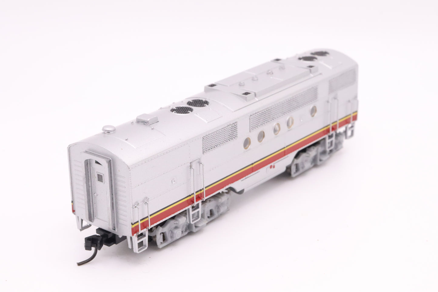 IMR-69003-08 - Santa Fe "Warbonnet" FT A/B Locomotive - Road #165 - N Scale - Preowned