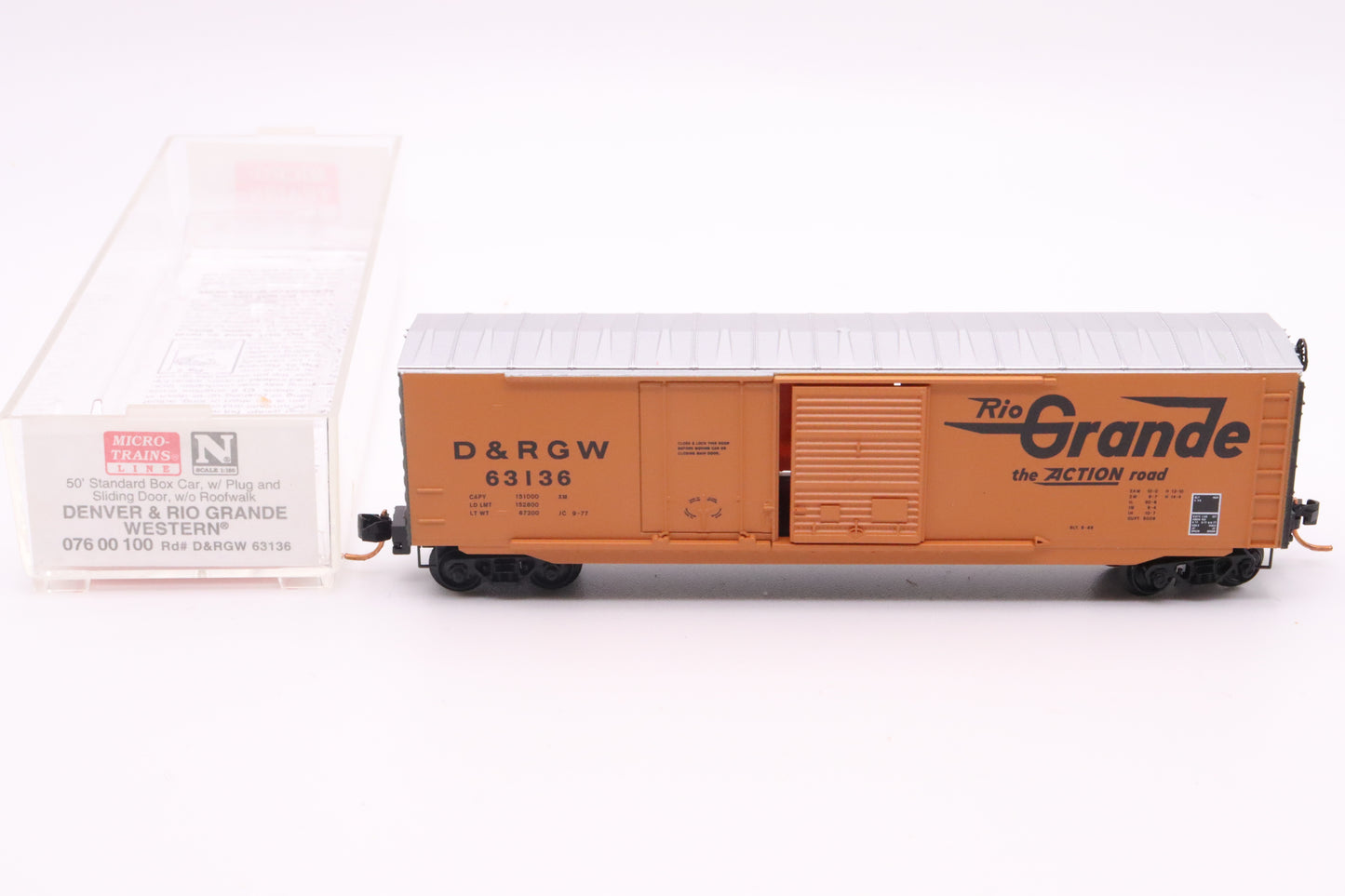 MTL-076 00 100 - 50' Plug & Sliding Door Boxcar, w/o Roofwalk - Denver & Rio Grande Western - D&RGW #63136 - N-Scale - Preowned