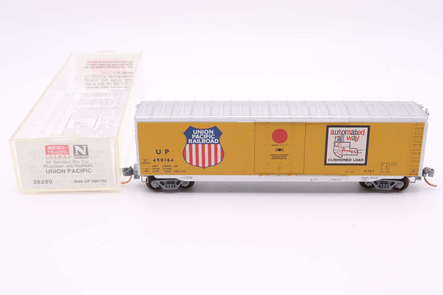 MTL-38280 - 50' Standard Box Car, Plug Door, w/o Roofwalk - Union Pacific - UP#490164