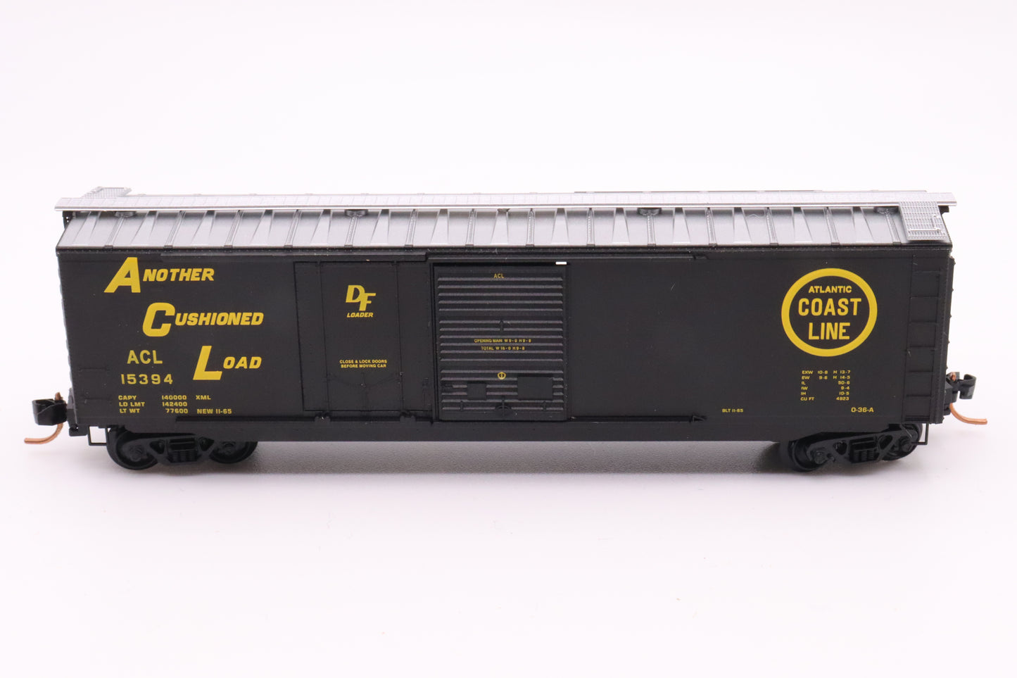 MTL-033 00 170 - 50' Standard Box Car, w/ Plug & Sliding Door - Atlantic Coast Line - ACL#15394