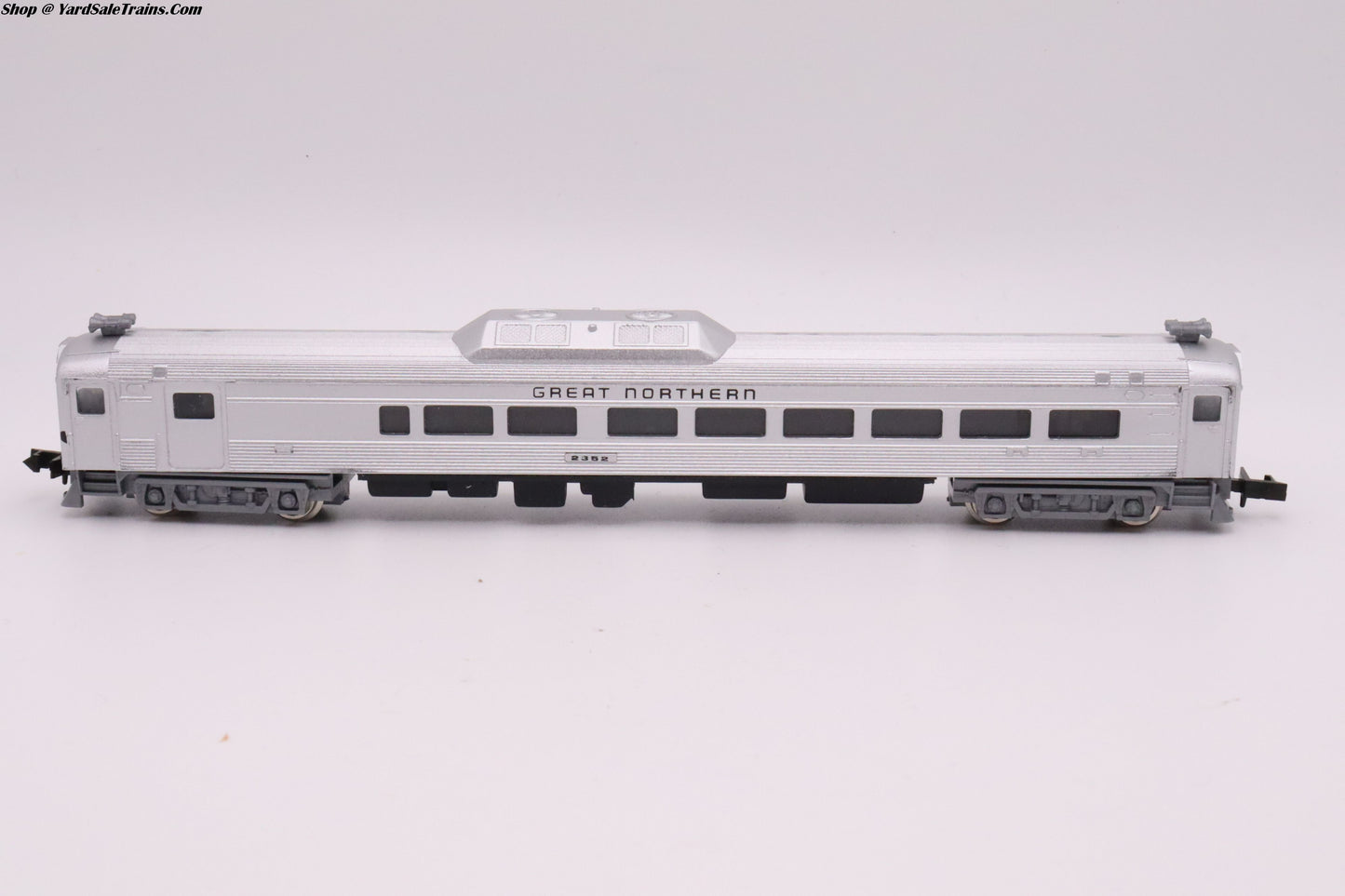 CC-1-004486 - RDC-2 Powered - Great Northern - GN #2352 - N Scale - Preowned