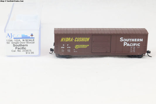 AJCC-1194-102A - 50' Single Door Box Car - Southern Pacific - SP 233675 - N-Scale - Preowned