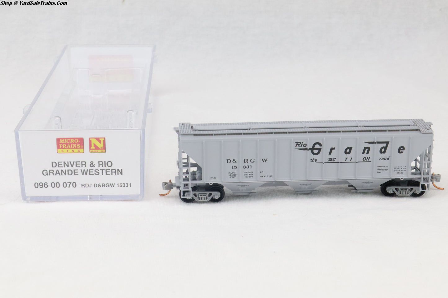 MTL-096 00 070 - PS-2 3-Bay Covered Hopper w/High Sides - Rio Grande - D&RGW #15331 - N-Scale - Preowned