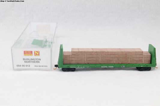 MTL-054 00 012 - 61' Bulkhead Flat Car w/Load - Burlington Northern - BN #621523 - N-Scale - Preowned
