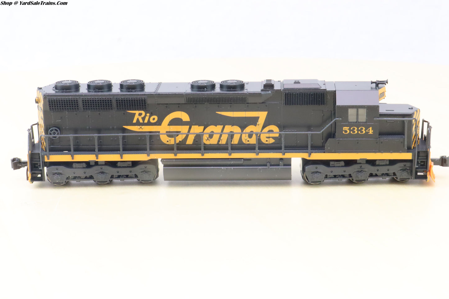 KAT-176-3124 - SD45 - Rio Grande - D&RGW #5334 - N-Scale - Preowned