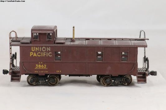 ATH-C105 - Caboose - Union Pacific - UP #3862 - Weathered - Built, Metal Wheels, Resistored - HO-Scale - Preowned