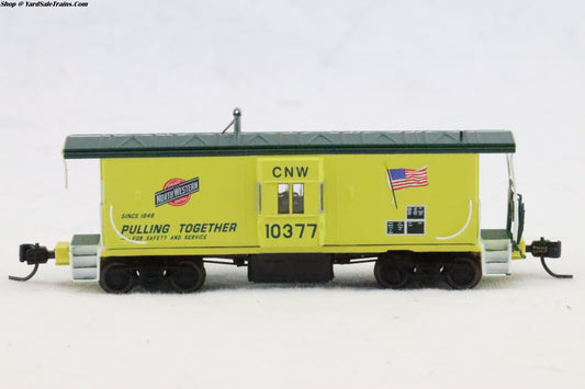 ATH-23237 - Bay Window Caboose - Chicago & North Western - CNW #10377 - N-Scale - Preowned