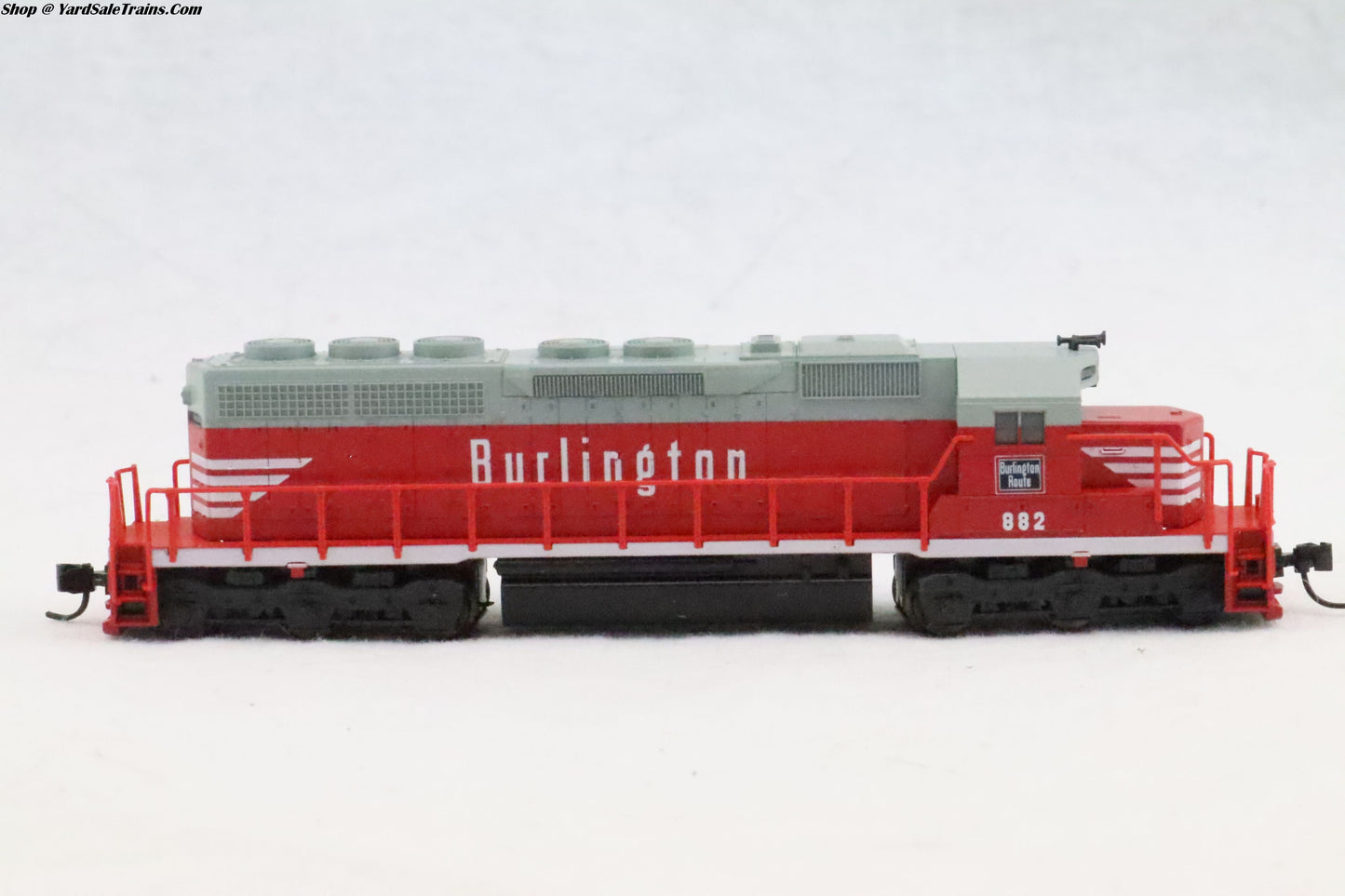 KAT-176-20P - SD40 Burlington - CB&Q #882 - N Scale - Preowned
