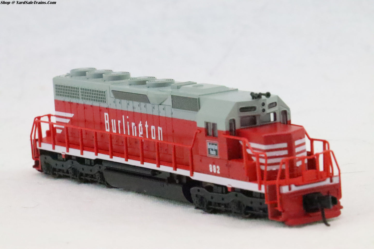 KAT-176-20P - SD40 Burlington - CB&Q #882 - N Scale - Preowned