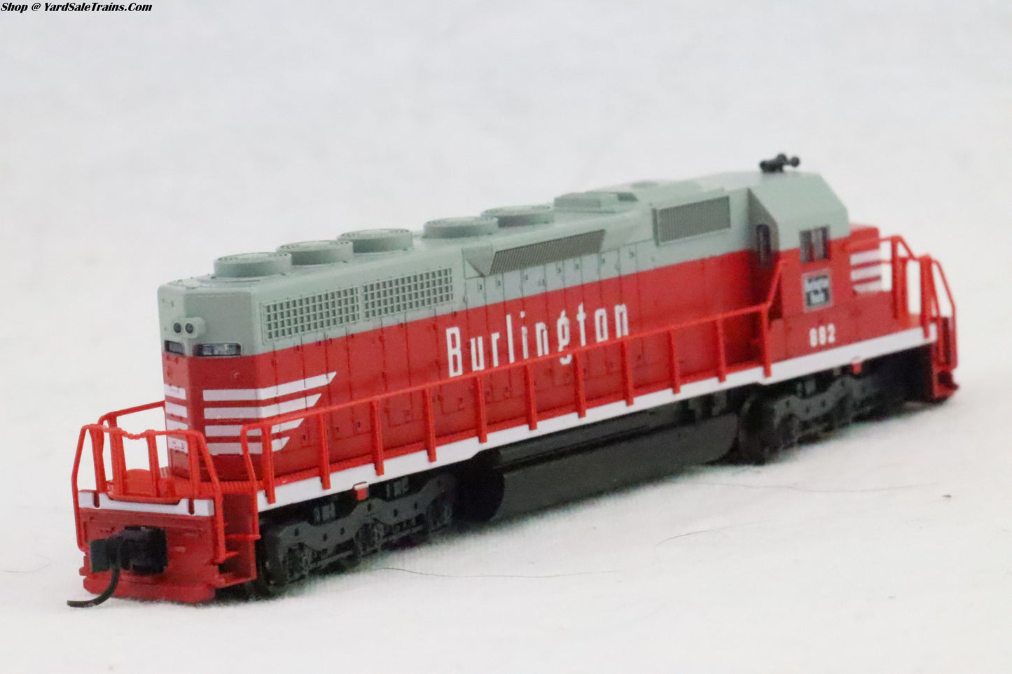 KAT-176-20P - SD40 Burlington - CB&Q #882 - N Scale - Preowned