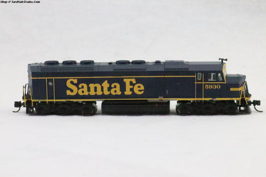 ATH-15074 - EMD F45 Locomotive - Santa Fe - ATSF #5930 - N-Scale - Preowned