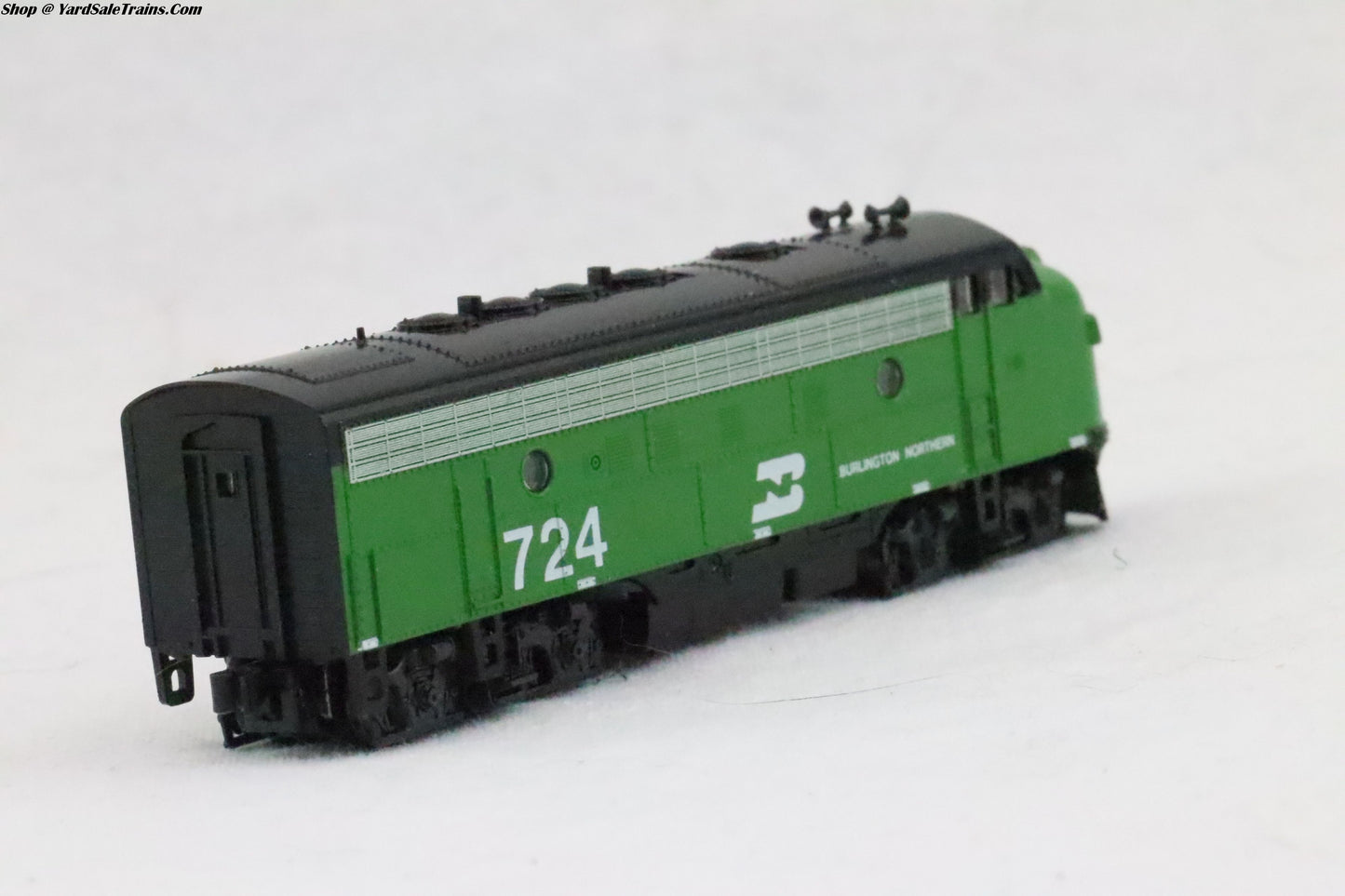 KAT-176-212 - F7-A Locomotive - Burlington Northern - BN #724 - N-Scale - Preowned