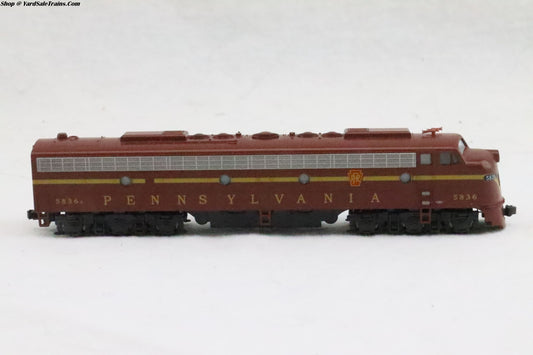 KAT-106-2001 - E8/9-A+A Locomotive Pair - Pennsylvania - PRR #5709 & #5836 - N-Scale - Preowned