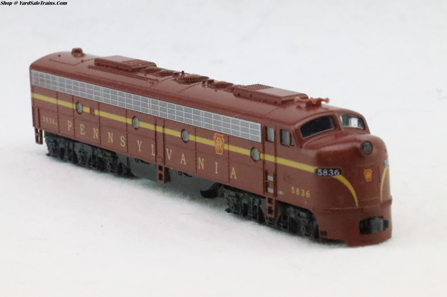 KAT-106-2001 - E8/9-A+A Locomotive Pair - Pennsylvania - PRR #5709 & #5836 - N-Scale - Preowned