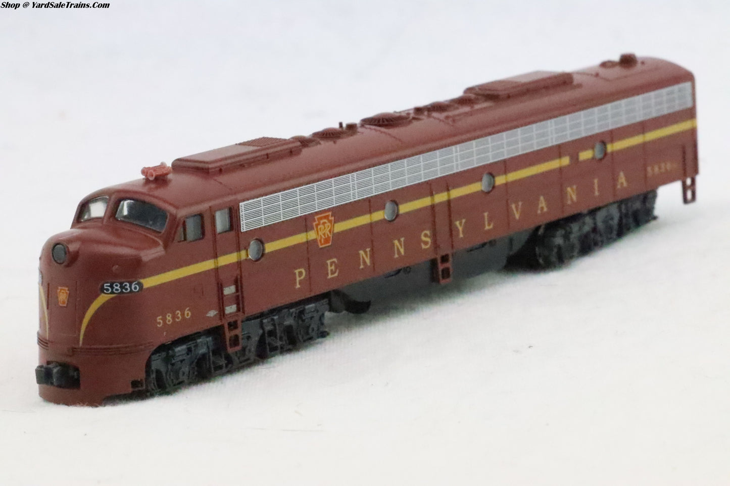 KAT-106-2001 - E8/9-A+A Locomotive Pair - Pennsylvania - PRR #5709 & #5836 - N-Scale - Preowned