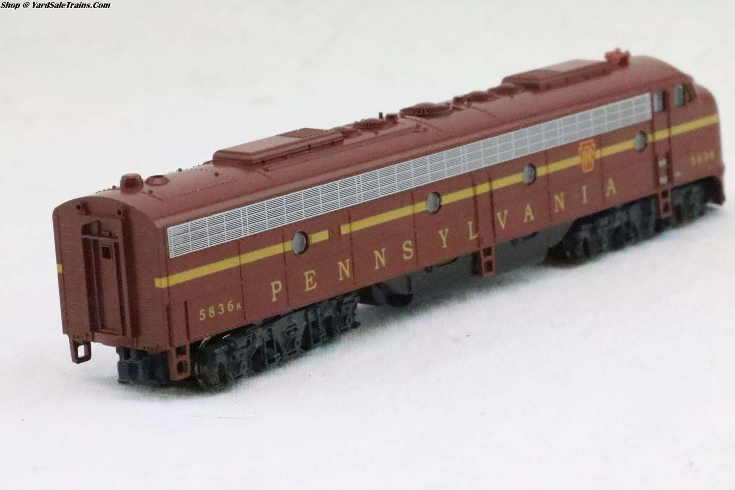 KAT-106-2001 - E8/9-A+A Locomotive Pair - Pennsylvania - PRR #5709 & #5836 - N-Scale - Preowned