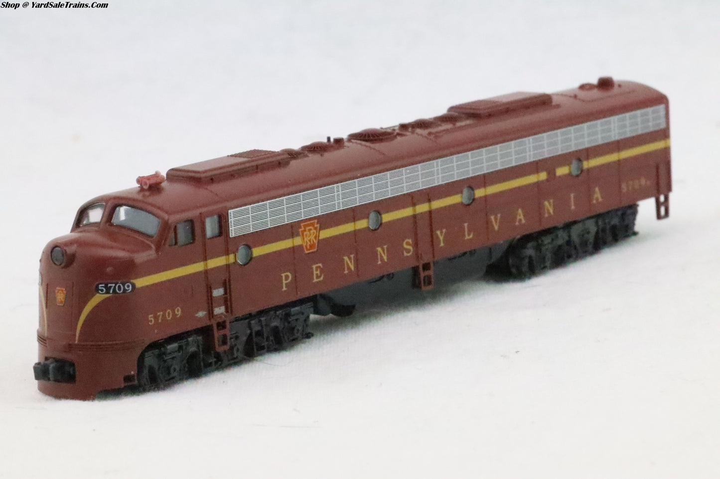 KAT-106-2001 - E8/9-A+A Locomotive Pair - Pennsylvania - PRR #5709 & #5836 - N-Scale - Preowned
