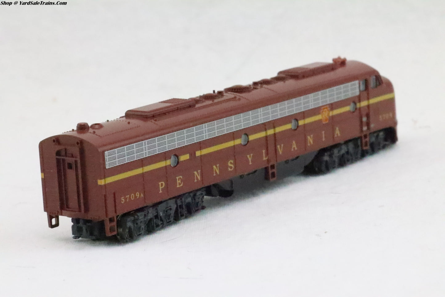KAT-106-2001 - E8/9-A+A Locomotive Pair - Pennsylvania - PRR #5709 & #5836 - N-Scale - Preowned
