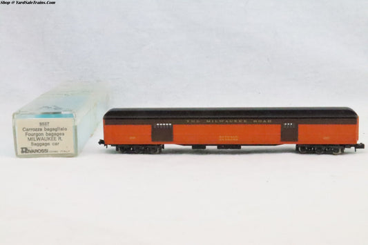 RIV-9557 - Baggage Car - Milwaukee Road -  Baggage Express #1307 - N-Scale - Preowned