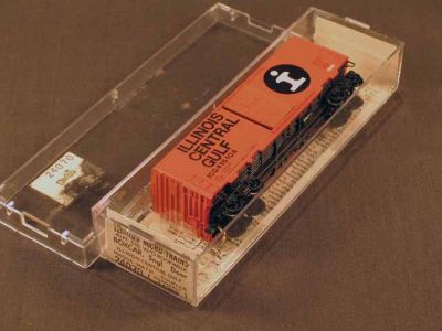 MTL-24070 - 40' Standard Boxcar, Single Door, w/o Roofwalk - Illinois Central #416108