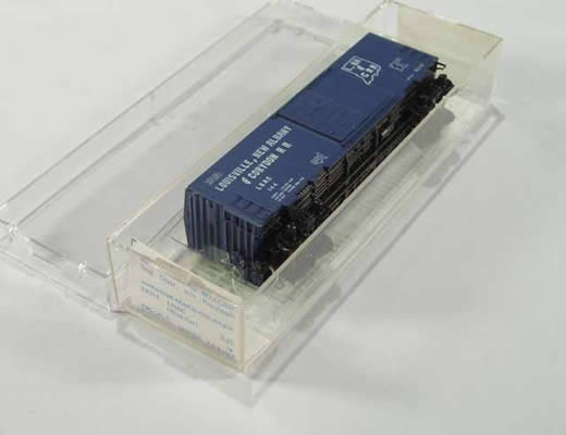 MTL-24314 - Kadee - 40' Standard Boxcar, Single Door, w/o Roofwalk - LNAC #144