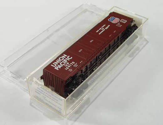 MTL-36084 - 50' Standard Boxcar w/Double Plug Door - UP #169170 (Kadee)