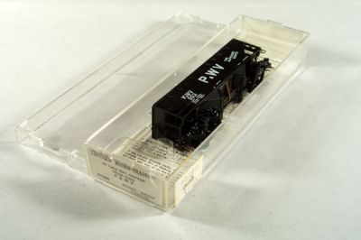 MTL-55260 - 33' Twin Bay Hopper - P&WV #503 (Kadee)