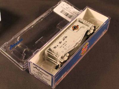 ATH-12036 - Northern Pacific PS 2600 Hopper Car - Road #76115