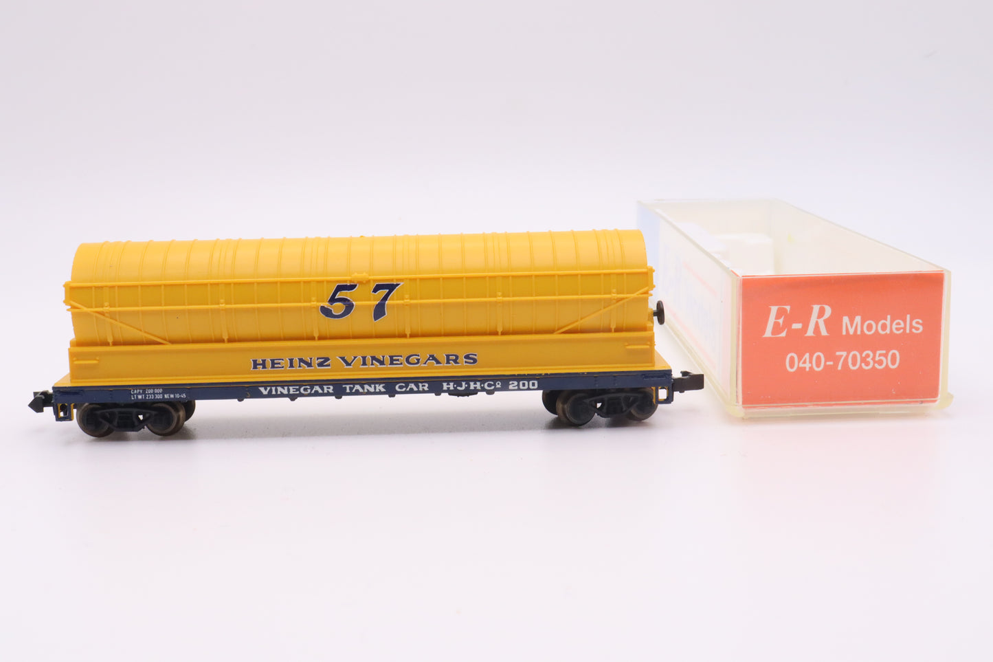 E-R Models - 040-70350 - Flatcar w/ Vinegar Tank Load - Heinz 57 Vinegars - HJHCo-200
