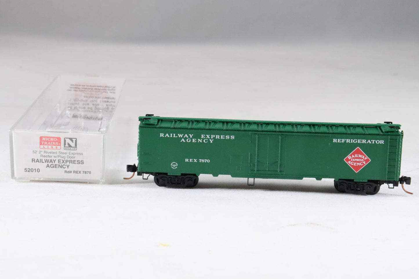 MTL-52010 - 52' 2" Riveted Steel Express Refrigerator Car, w/Plug Door - REX #7870