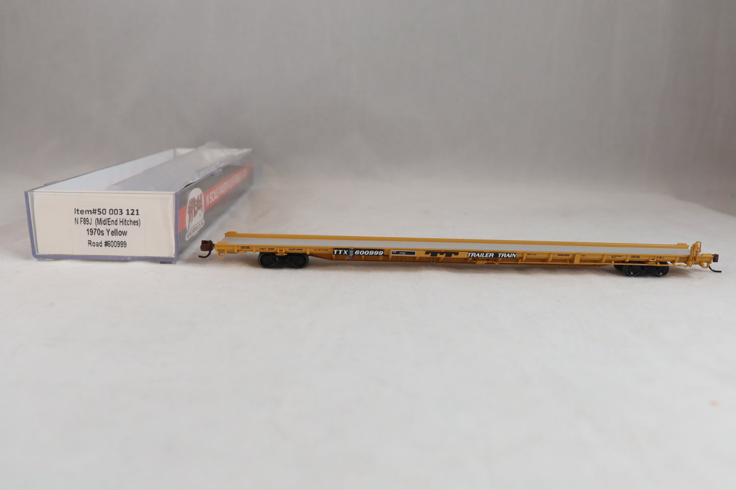ATL-50 003 121 - 89' NF89J (Mid/End Hitches) 1970s Yellow Flat Car - TTX #600999